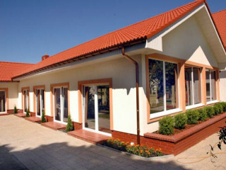 POLONIA база отдыха ночлеги отдых летние дачи дачные домики в Польше Балтийское море Реваль