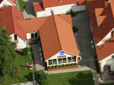 POLONIA база отдыха ночлеги отдых летние дачи дачные домики в Польше Балтийское море Реваль