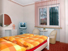 POLONIA база отдыха ночлеги отдых летние дачи дачные домики в Польше Балтийское море Реваль